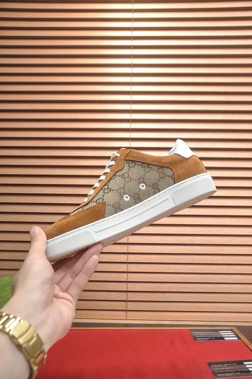 Men's shoes 💰400💶 [GUCCI Gucci] official website 1:1 men's sports shoes are now on the market, using original Gucci fabric + gluten lining, plus the official website original 1:1 comfortable outsole. Fashionable and versatile, super comfortable and breathable. 5 colors available, standard shoe size 38/45 (custom-made sizes 45 are non-refundable)